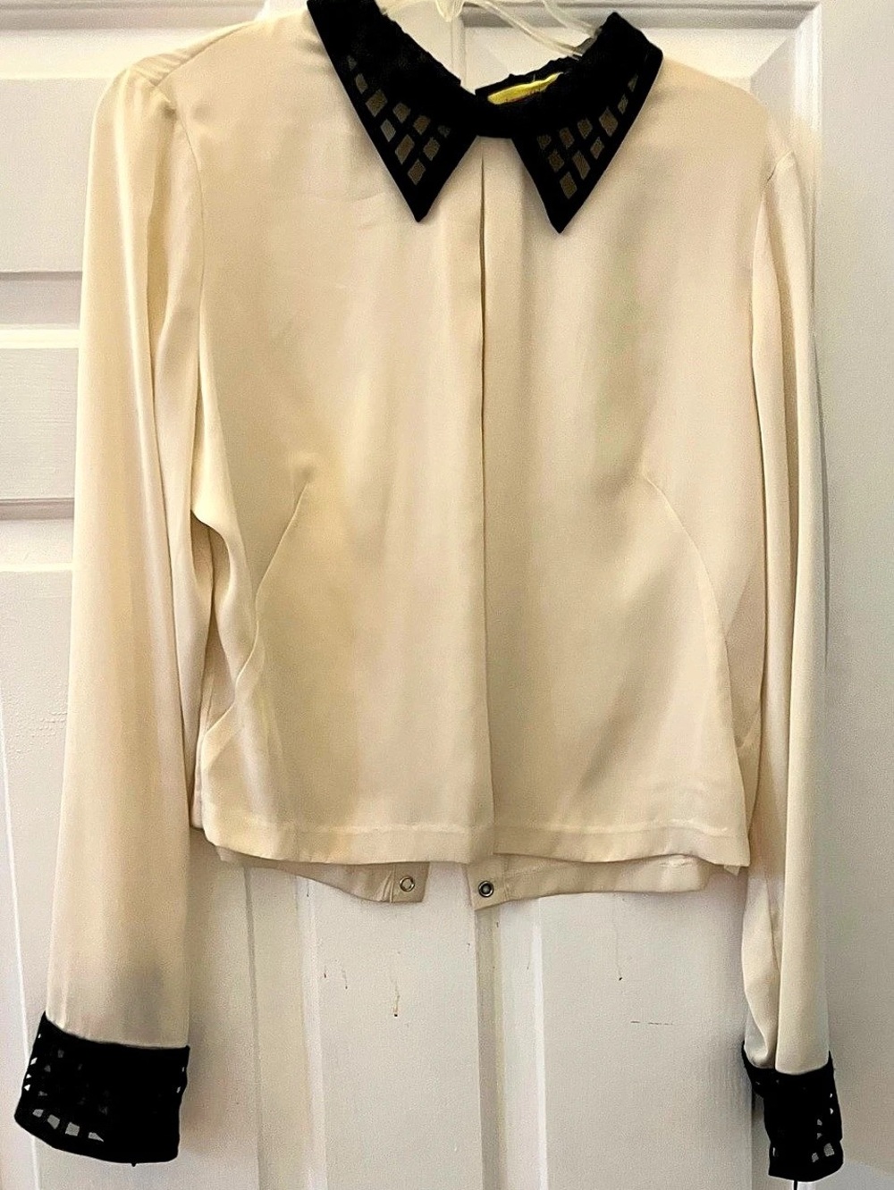 Catherine Malandrino Geometric See-Through Collar Blouse in Cream & Black Size 1